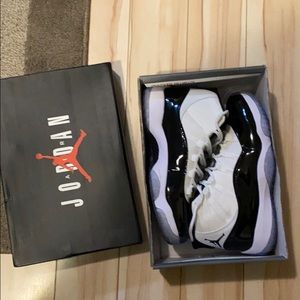 COPY - Jordan 11 concords 9.5